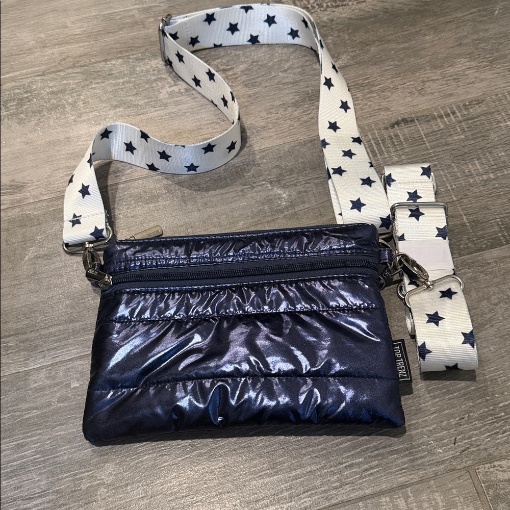 Old navy leggings lrg Star-Print Strap Navy Shiny Wristlet Clutch 2 pc - Picture 3 of 7